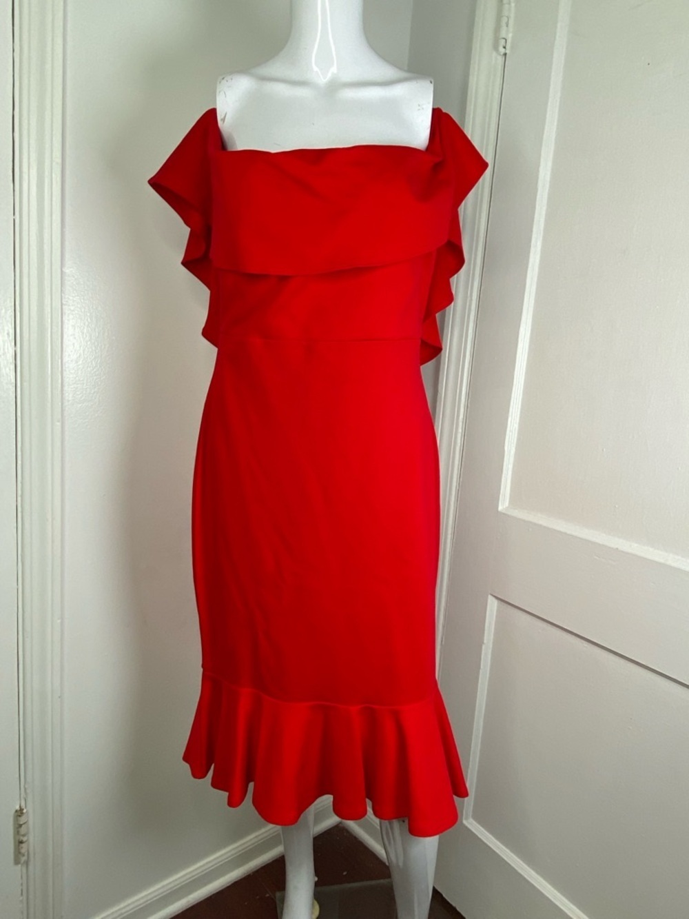 Lulu's NWT Red Ruffle-Hem Bodycon Dress